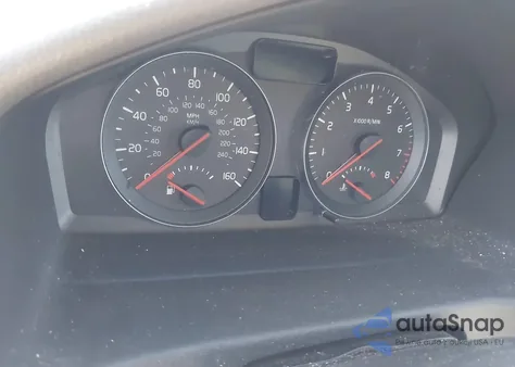 2009 Volvo S40 2.4I z USA, uszkodzony, nr VIN YV1MS38299246352